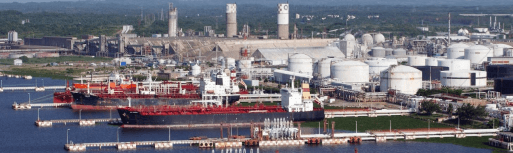 Foto: Pemex. En aguas profundas, los primeros cuatro años deberá cumplir con un contenido de 3% en exploración