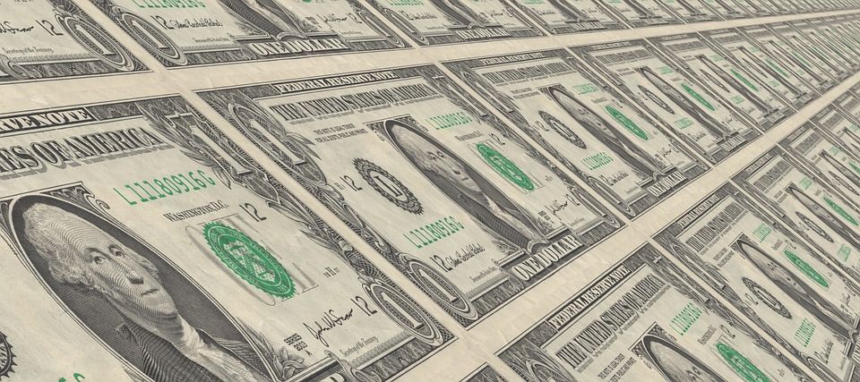 Ecuador opera como una economía dolarizada.