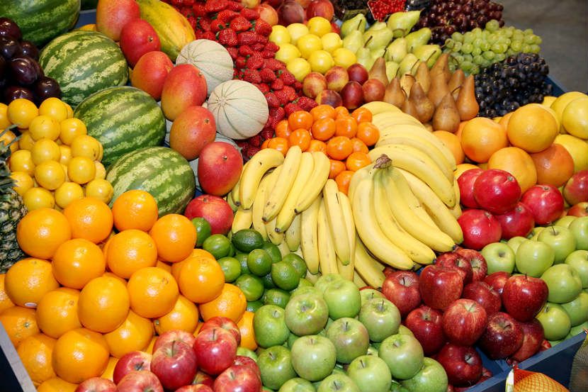 La producción mundial de frutas aumentó 54% entre 2000 y 2019, a 883 millones de toneladas. World fruit production increased 54% between 2000 and 2019, to 883 million tons.