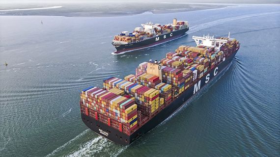 Exportações mundiais de serviços: regiões e setores