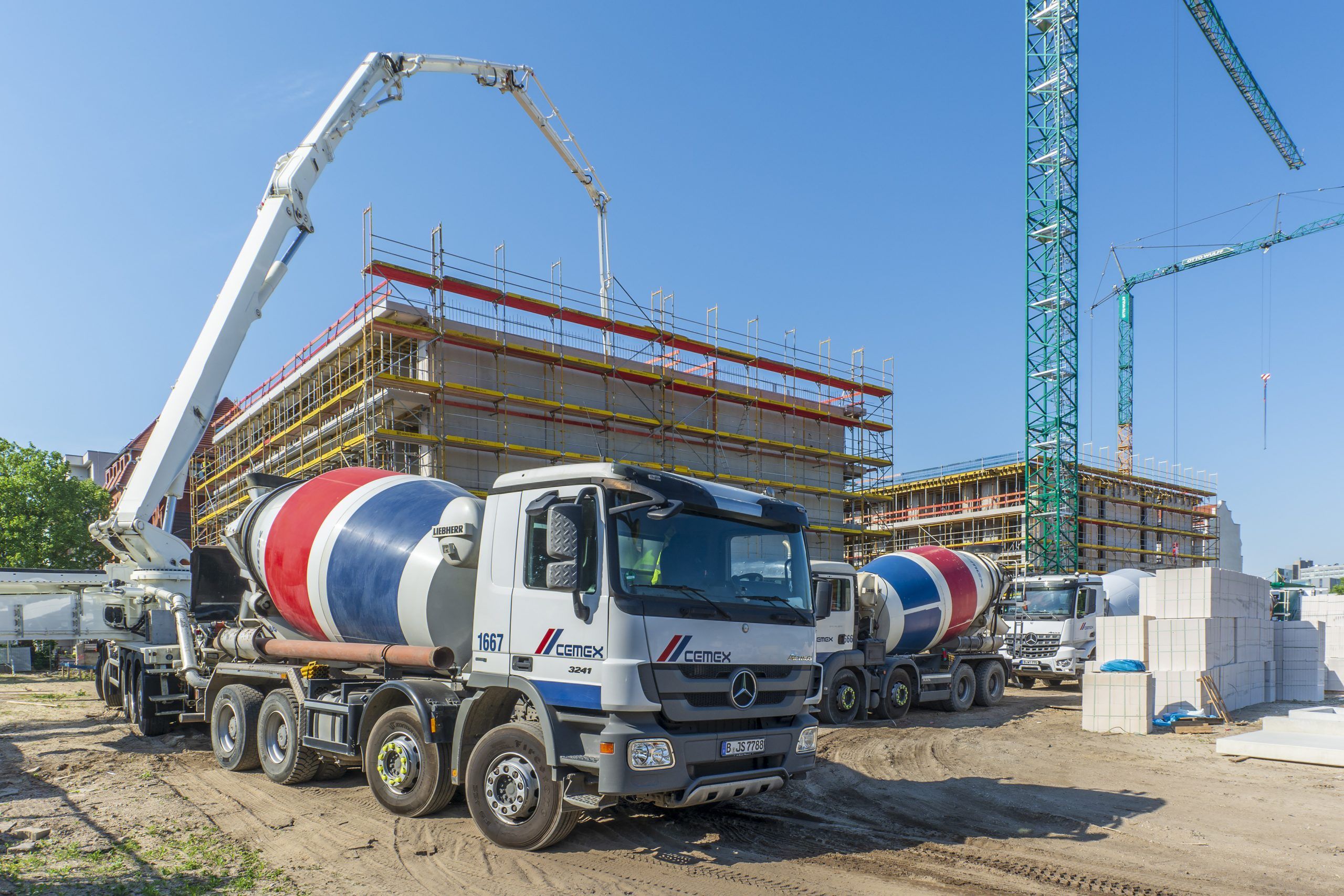 Cemex's Cutting Edge Project: 10% Reduction in Workforce by 2025 ...
