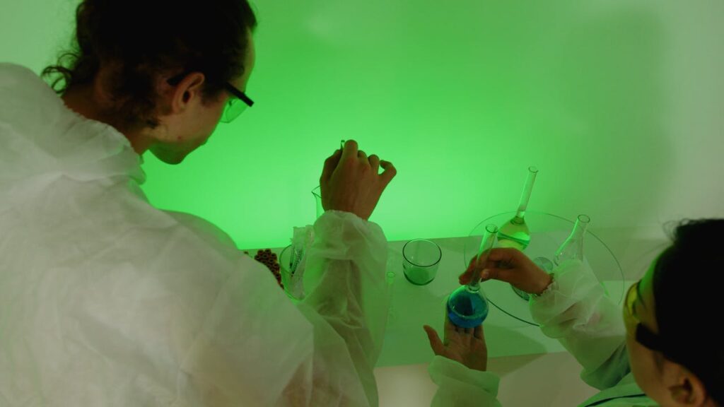 Brasil domina exportaciones del sector de química y farmacia en ALC