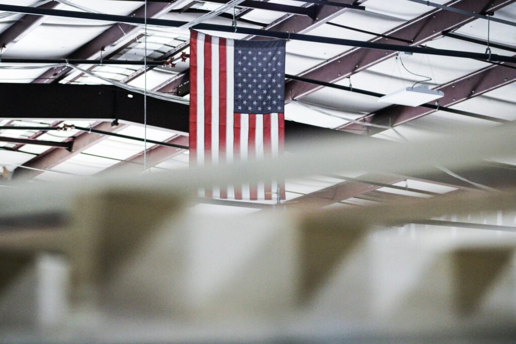 Atração de investimentos nos Estados Unidos antes e depois das tarifas