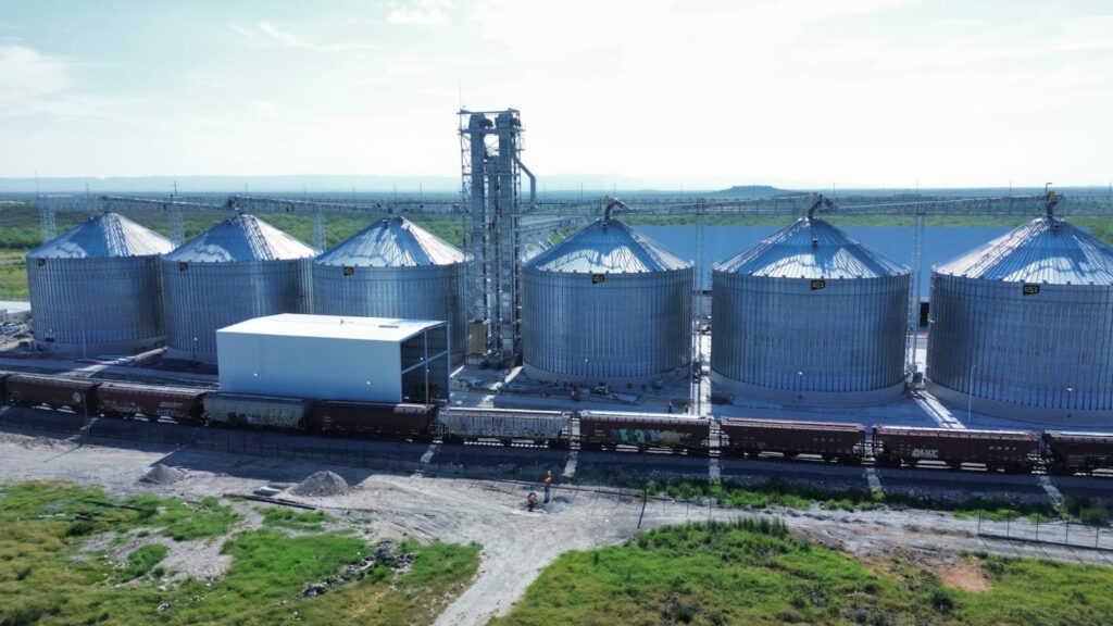 GMXT e Bartlett inauguram terminal agrícola em Nuevo León