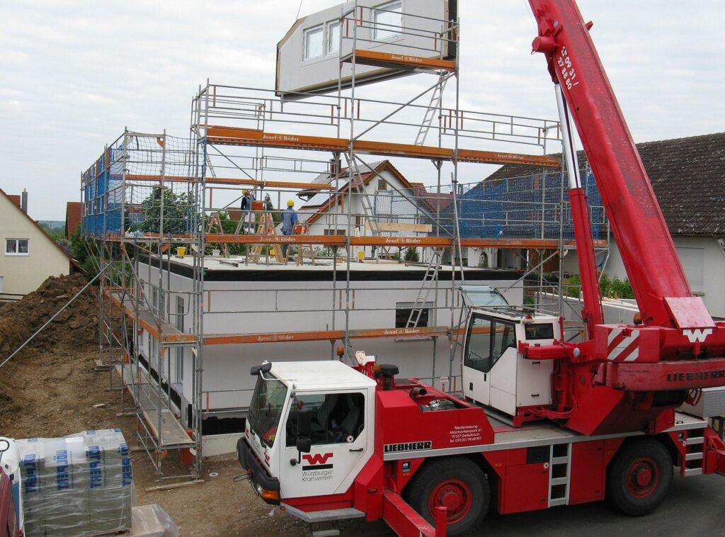 Navigating Global Markets: How Financing Homes Impacts International Trade