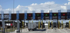 Cruces en Nogales: el pequeño gigante del comercio transfronterizo