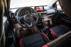 Conductores buscan autos confiables y accesibles en el mercado de seminuevos