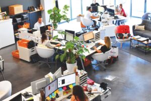Superficies de alto rendimiento: soluciones para proyectos comerciales de tráfico pesado